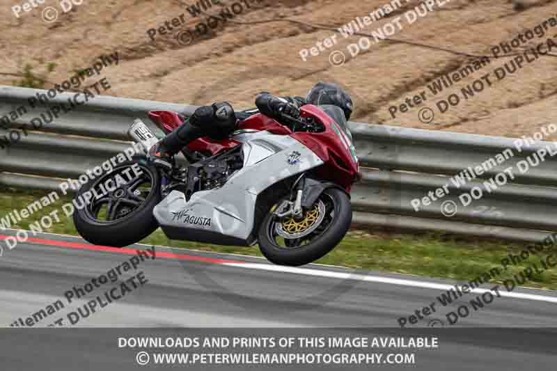 cadwell no limits trackday;cadwell park;cadwell park photographs;cadwell trackday photographs;enduro digital images;event digital images;eventdigitalimages;navarra;no limits trackdays;peter wileman photography;racing digital images;trackday digital images;trackday photos